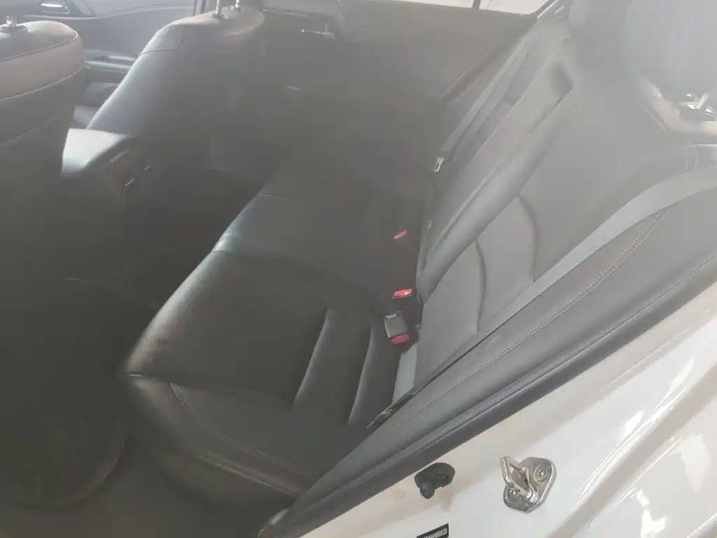 Honda Accord — миниатюра 17