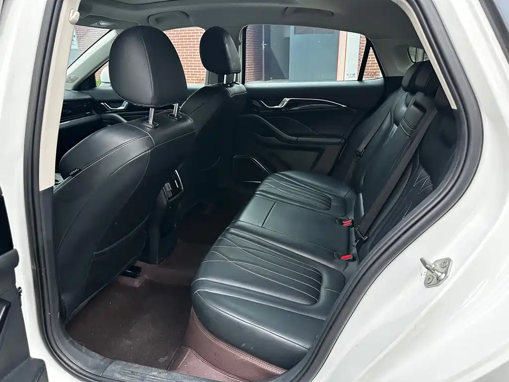 Bestune B70 — миниатюра 5