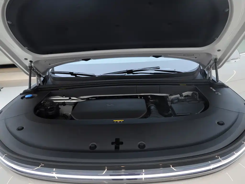 Li Auto Li L6 — миниатюра 15