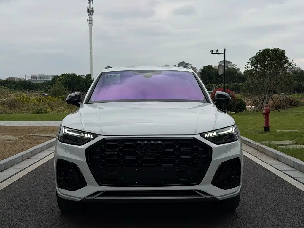 Audi Q5L — миниатюра 2