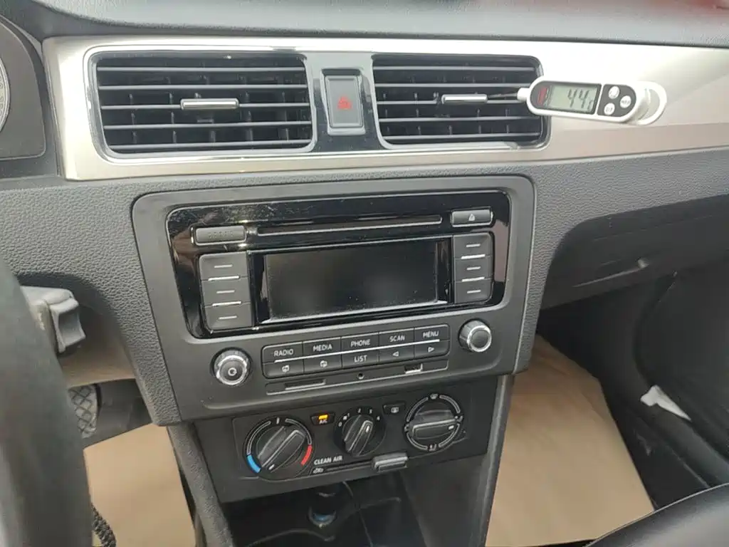 Skoda Rapid — миниатюра 13