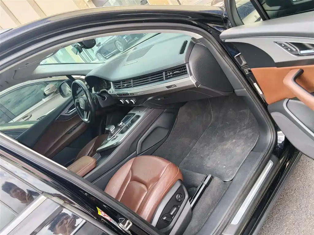 Audi Q7 2016 40 TFSI Comfort