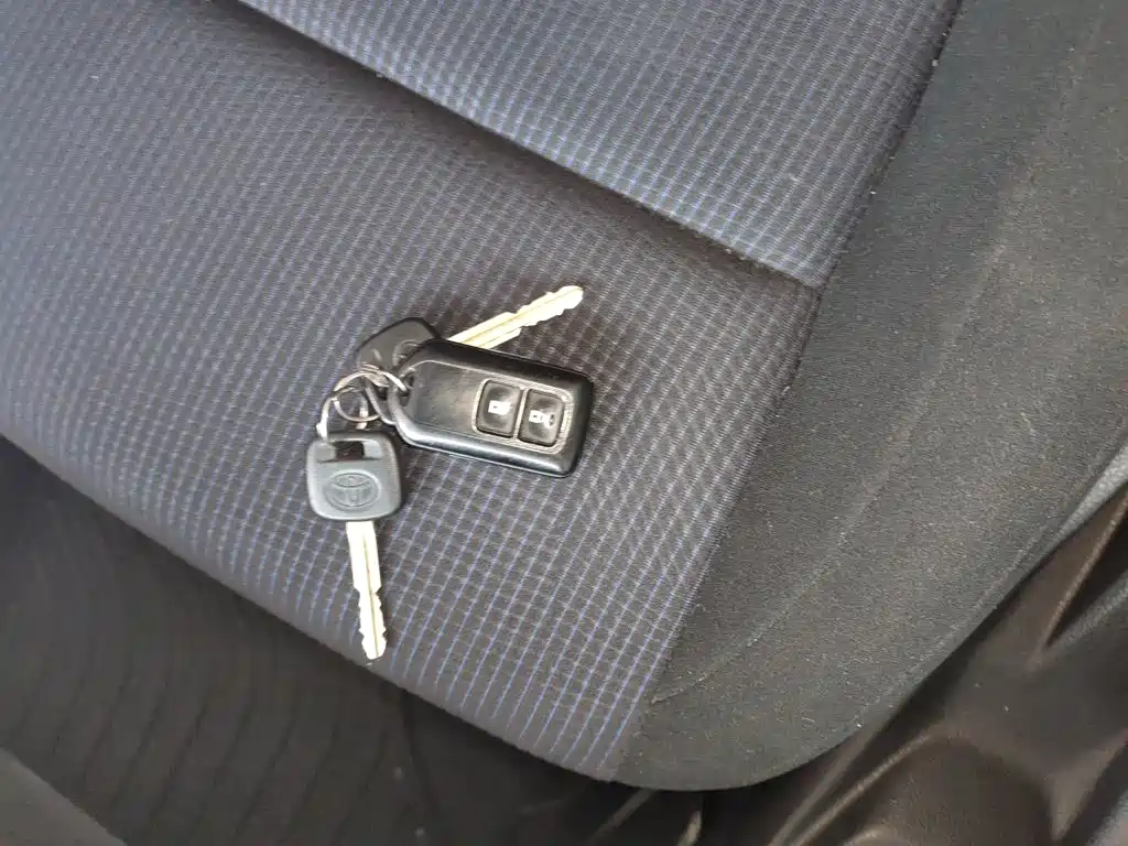 Toyota Yaris L — миниатюра 9