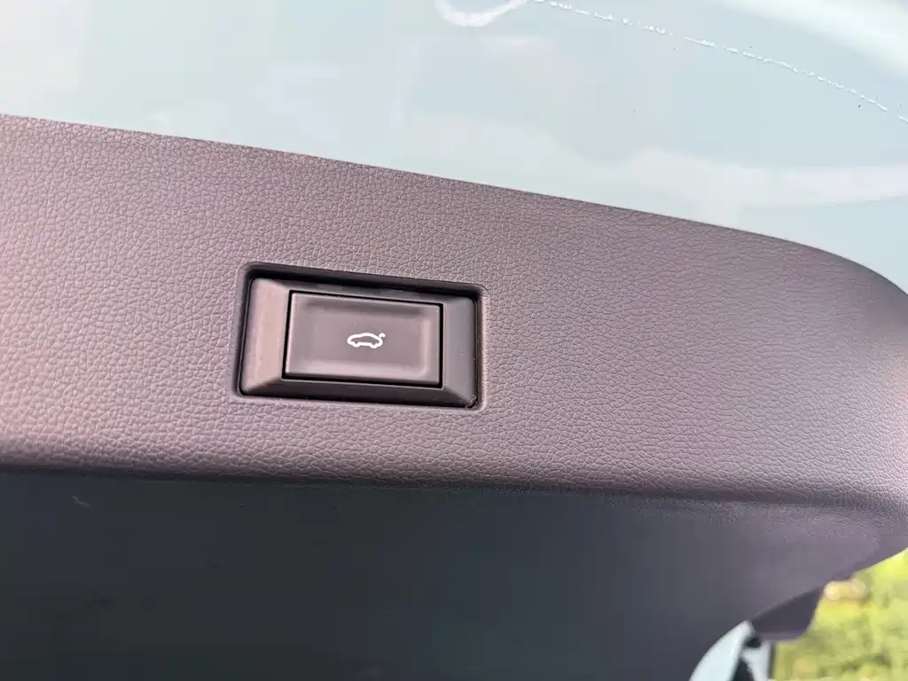 XPeng G3 — миниатюра 20