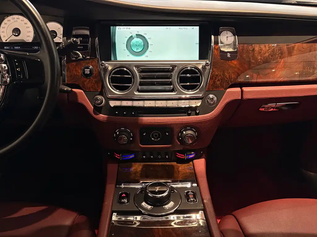 Rolls-Royce Ghost — миниатюра 10