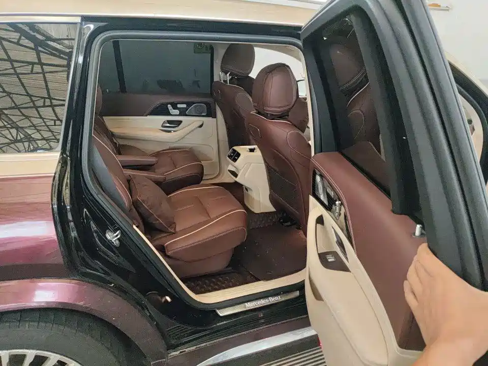 Mercedes-Benz GLS — миниатюра 12