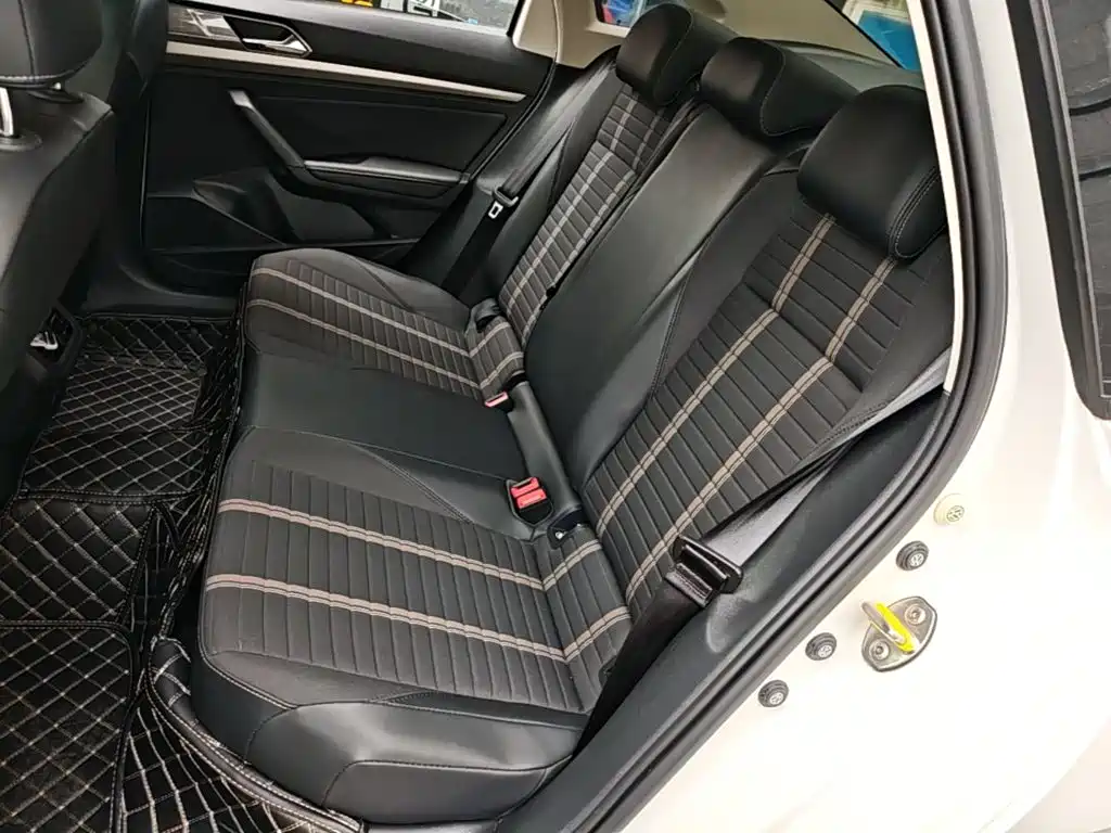 Volkswagen Lavida — миниатюра 17
