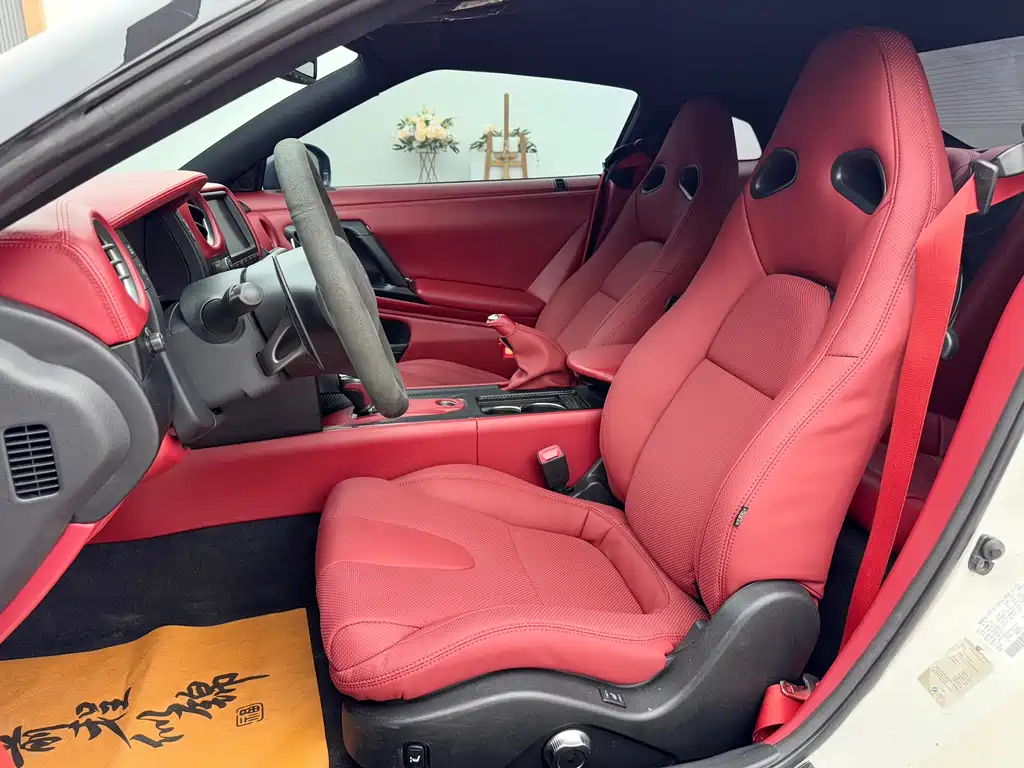 Nissan GT-R 2010 3.8T Premium Edition