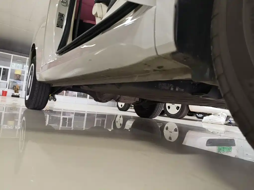 Wuling MINIEV — миниатюра 21