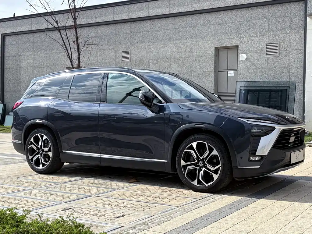 NIO NIO ES8