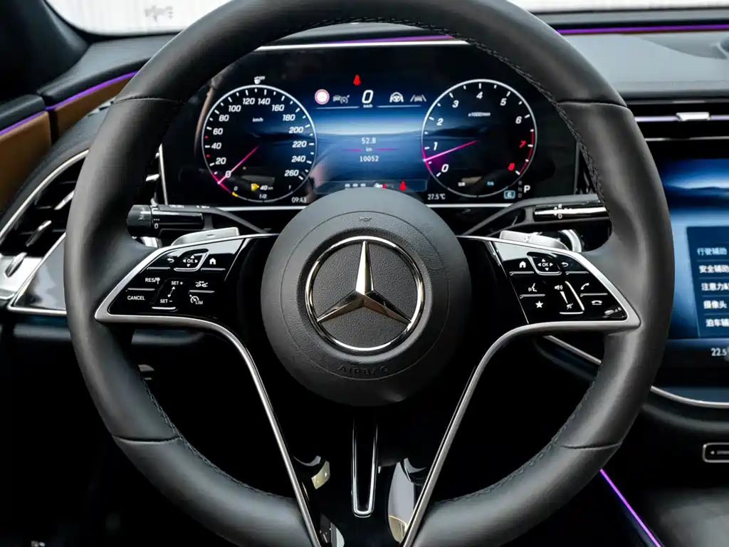 Mercedes-Benz E-Class — миниатюра 16
