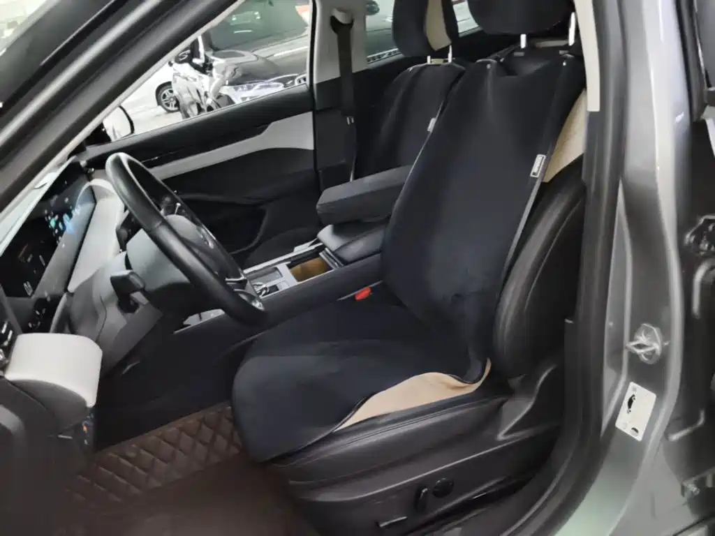 Ford Mondeo — миниатюра 15