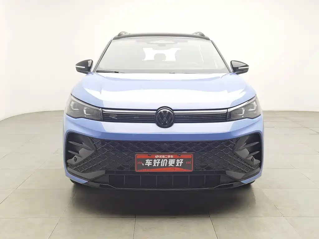 Volkswagen Tiguan L — миниатюра 3