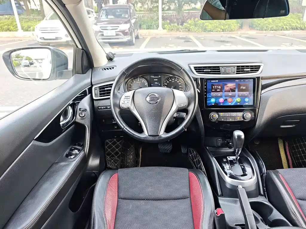 Nissan Qashqai — миниатюра 9