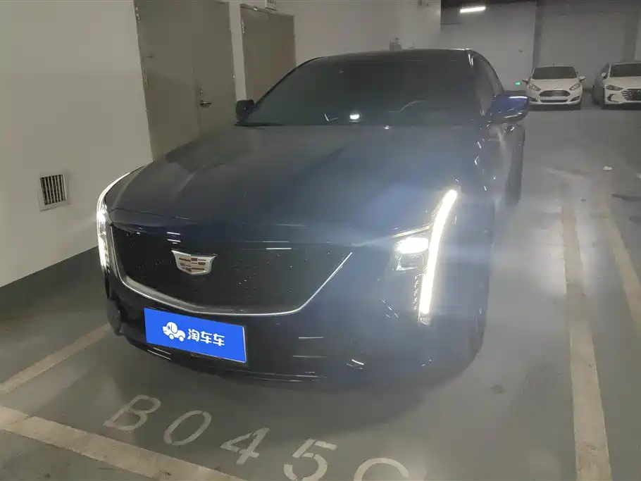 Cadillac CT5 2025