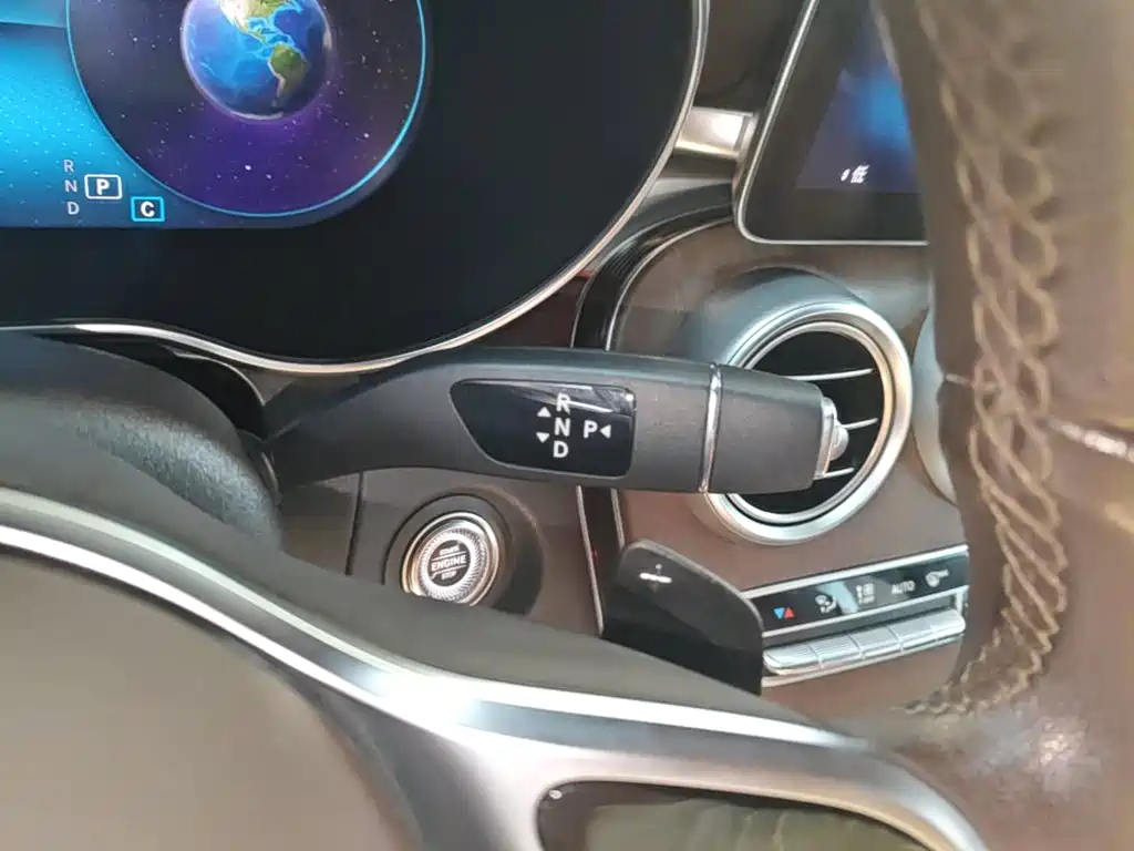 Mercedes-Benz GLC — миниатюра 14