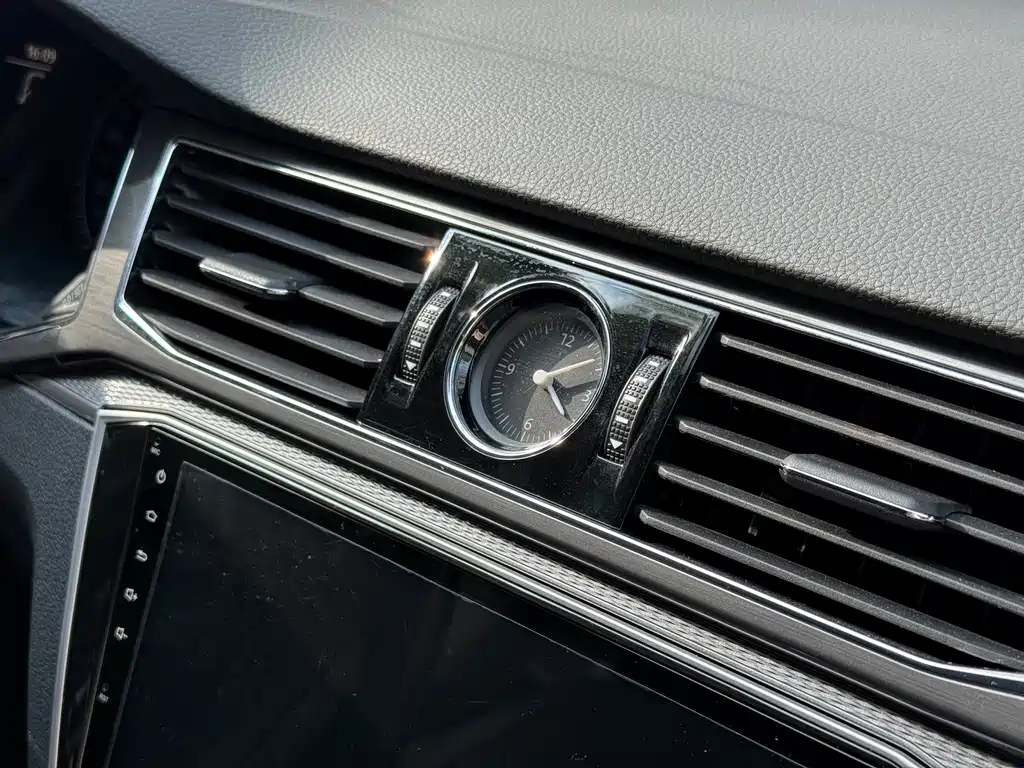 Volkswagen Passat — миниатюра 15