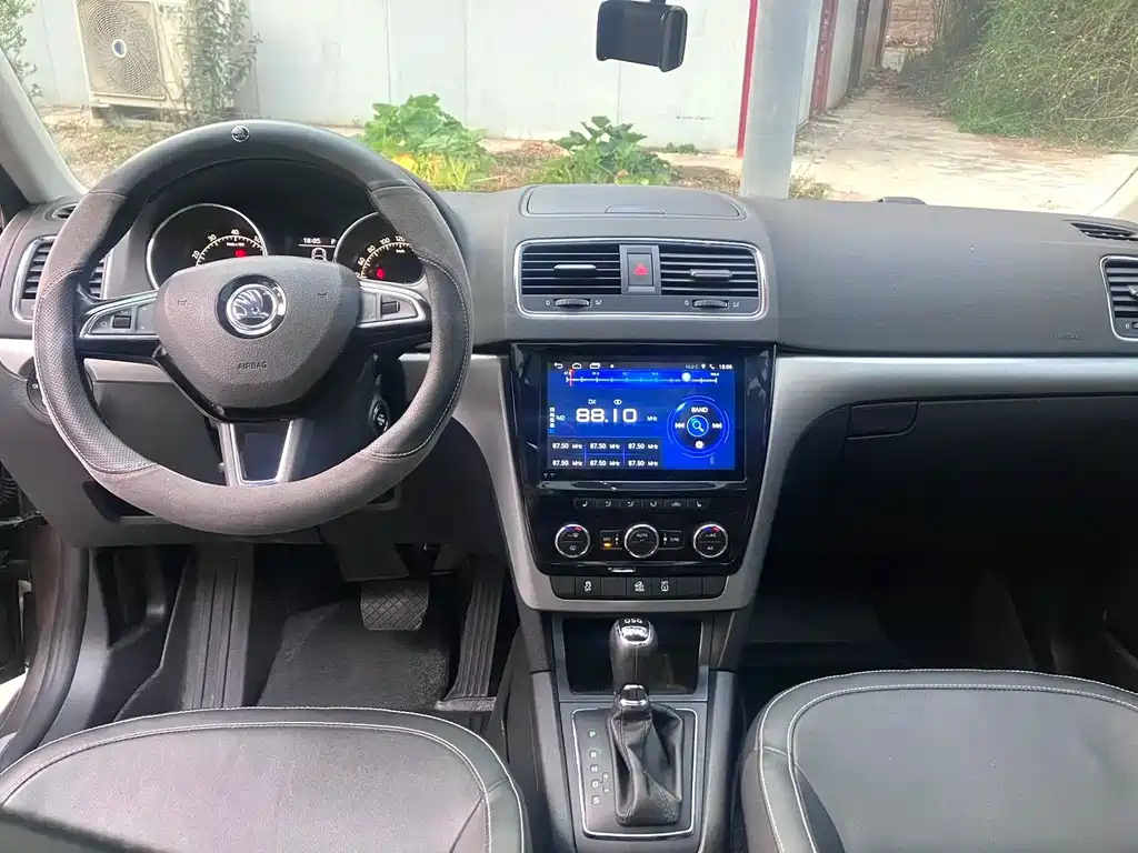 Skoda Yeti — миниатюра 4