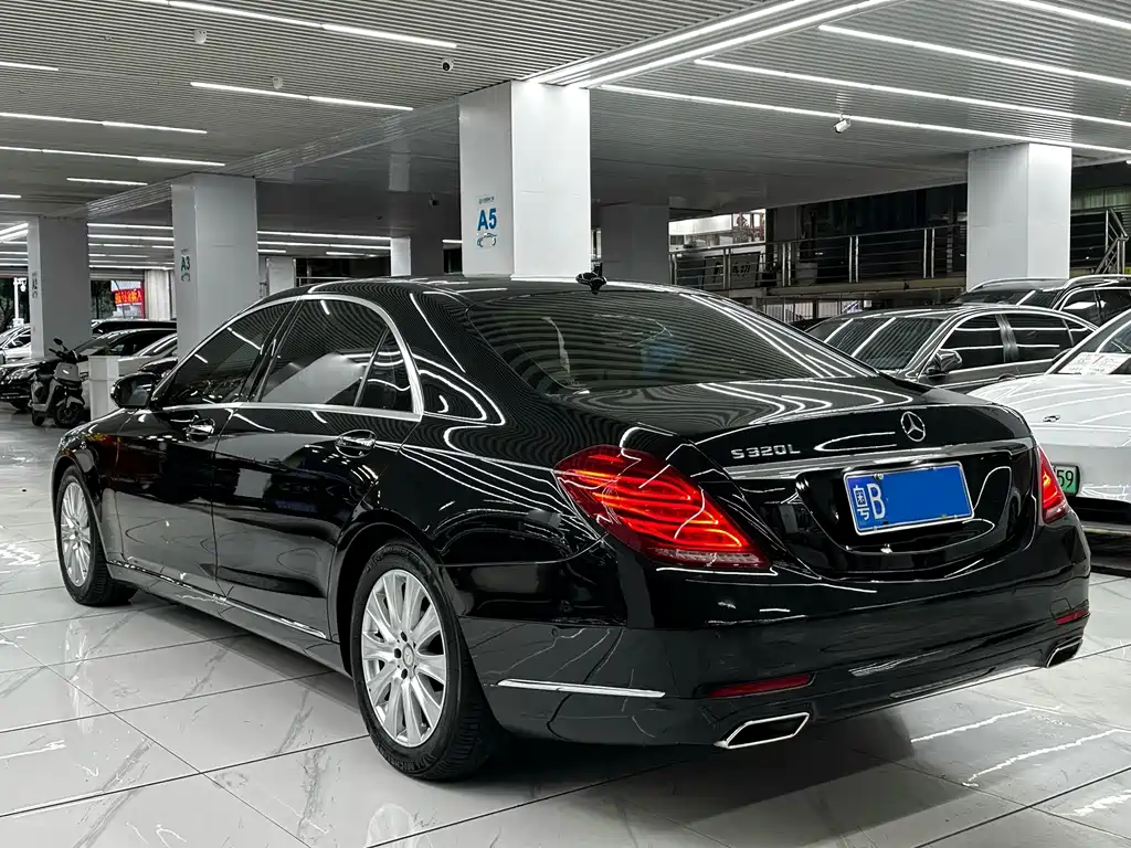 Mercedes-Benz S-Class — миниатюра 14