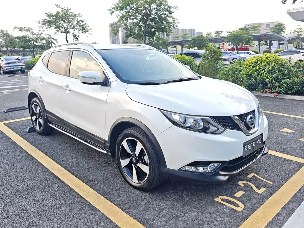 Nissan Qashqai — миниатюра 3