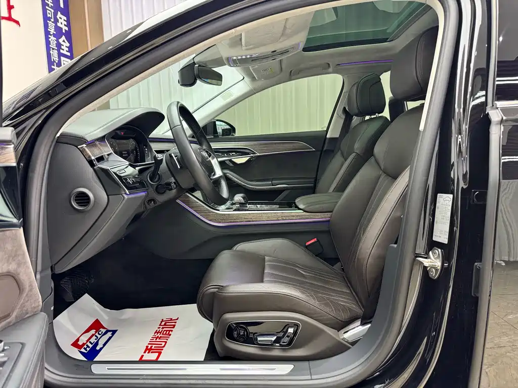 Audi A8 — миниатюра 7