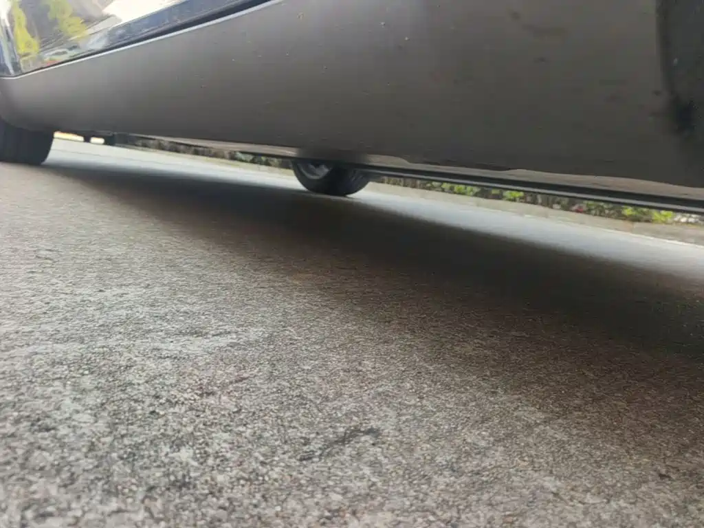 Tesla Model Y — миниатюра 21