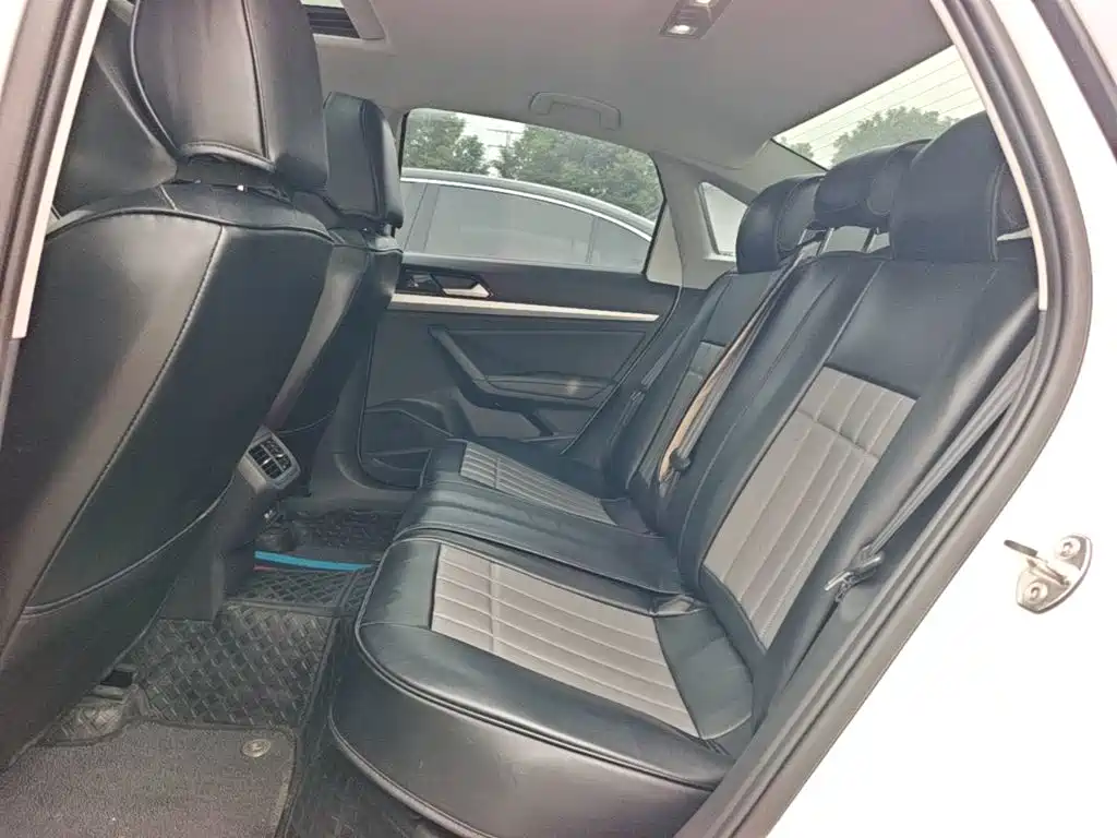 Volkswagen Lavida — миниатюра 17