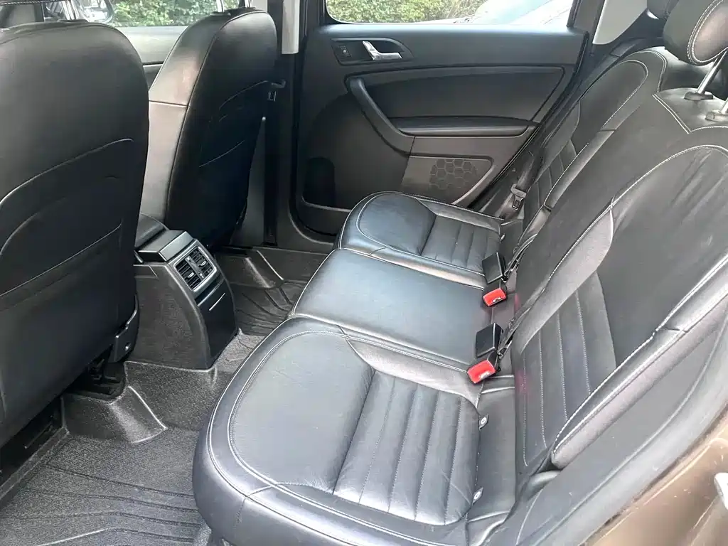 Skoda Yeti — миниатюра 5