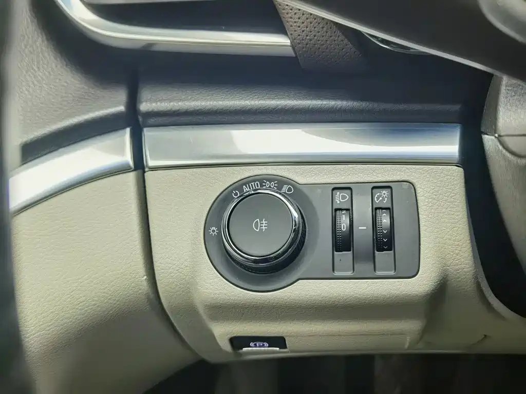Buick GL8 — миниатюра 21
