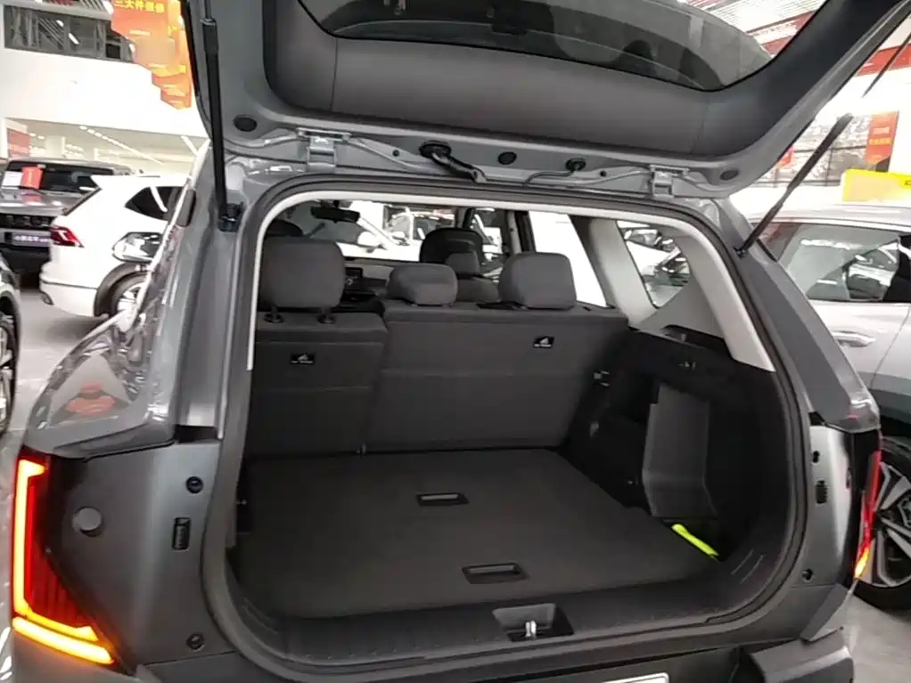 Kia EV5 — миниатюра 19