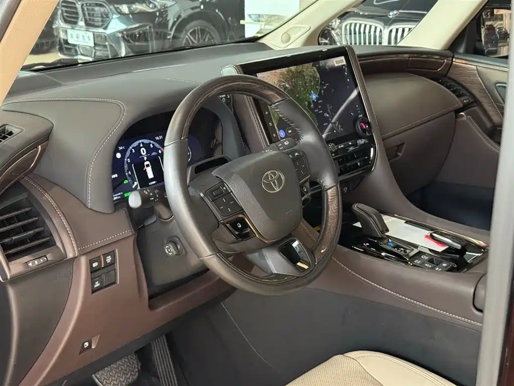 Toyota Alphard — фотографии объявления, Фото 15