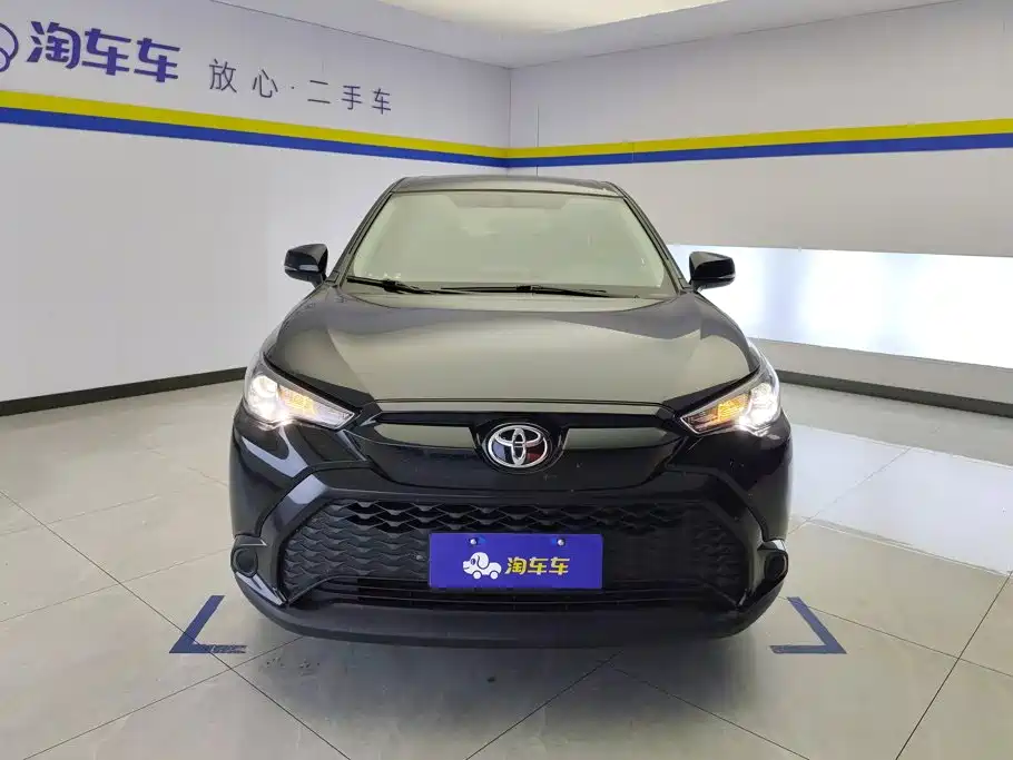 Toyota Frontlander — миниатюра 2