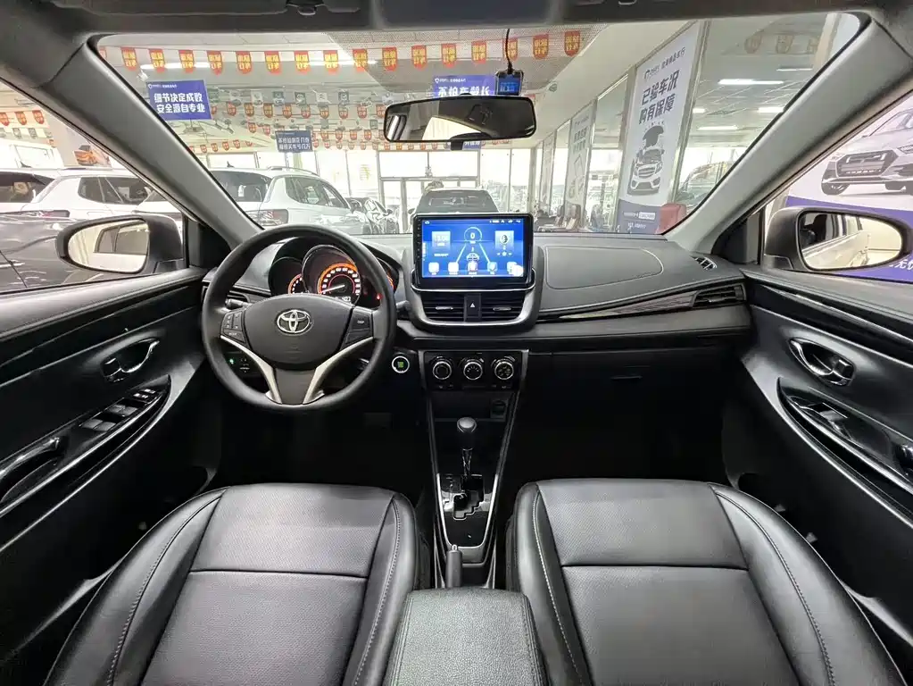 TOYOTA YARIS L ZHIXUAN