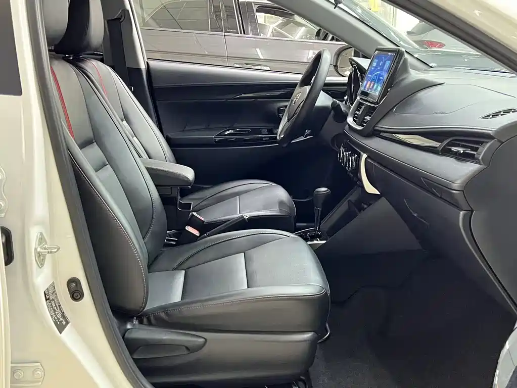 TOYOTA YARIS L ZHIXUAN