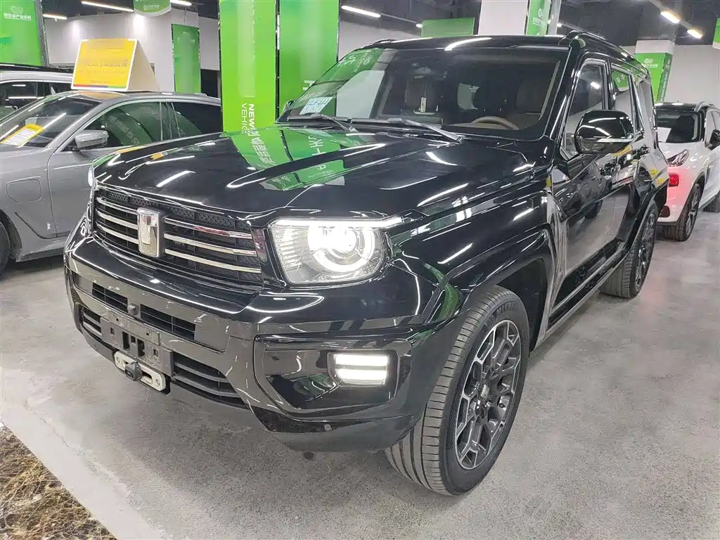 TANK TANK 700 NEW ENERGY