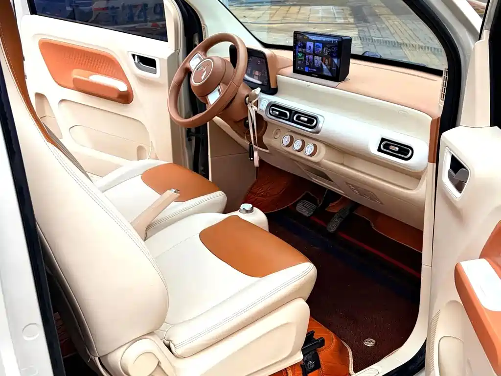 Wuling MINIEV — миниатюра 7