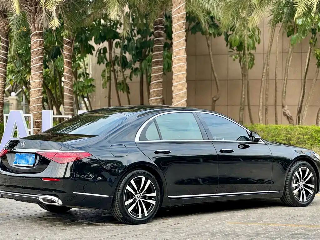 MERCEDES-BENZ S CLASS
