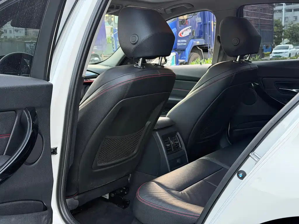 BMW 3 Series 3 2014 320i Sport