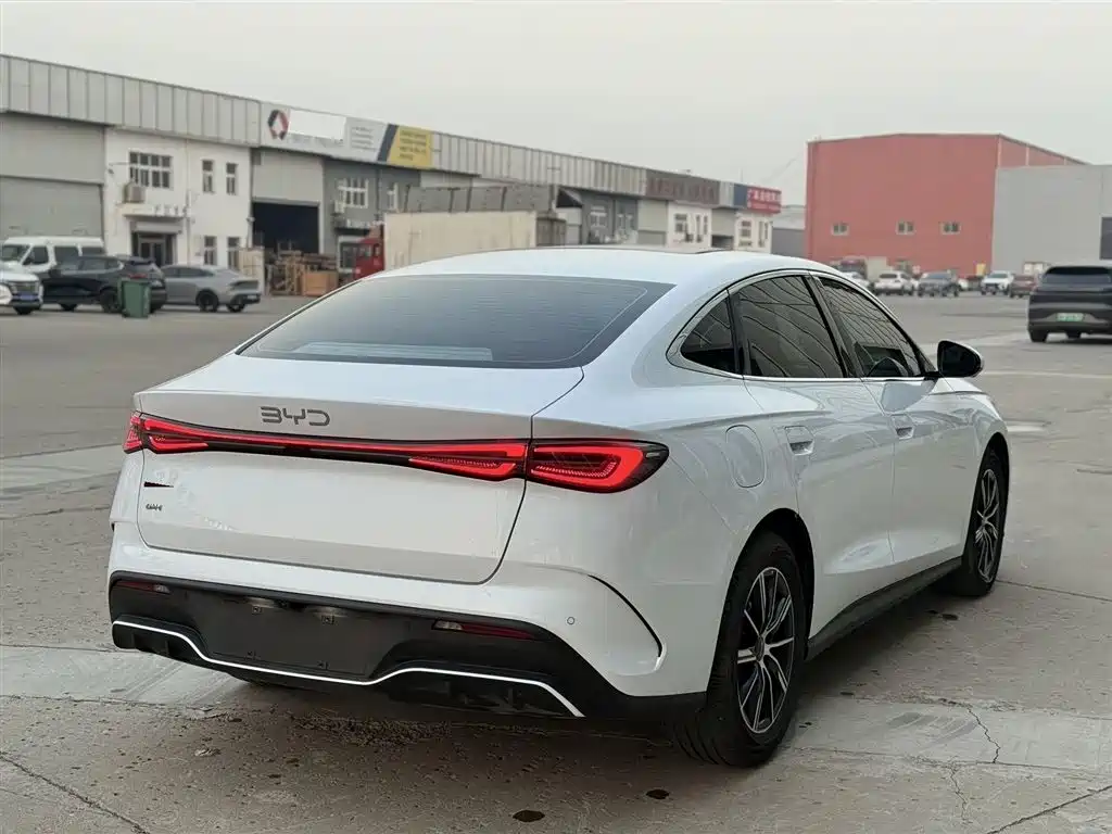 BYD SEAL 06 NEW ENERGY