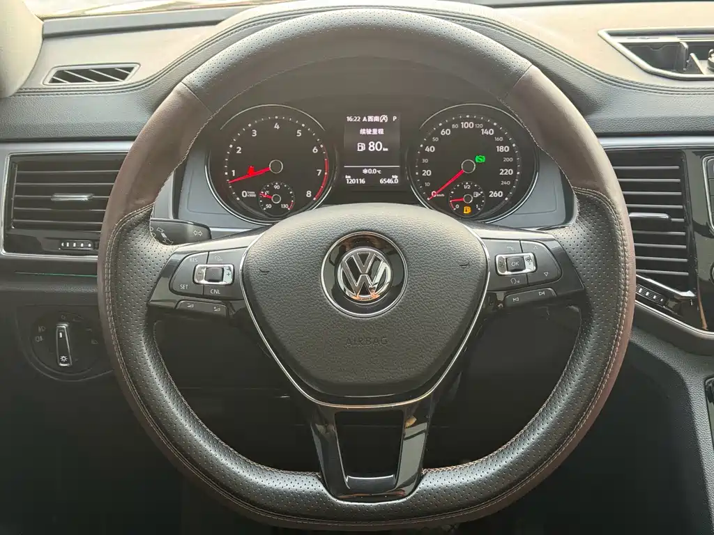 VOLKSWAGEN TOURANG