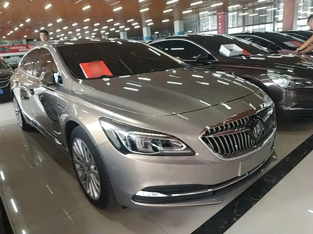 Buick LaCrosse — миниатюра 4