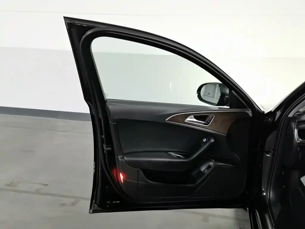 Audi A6L — миниатюра 8