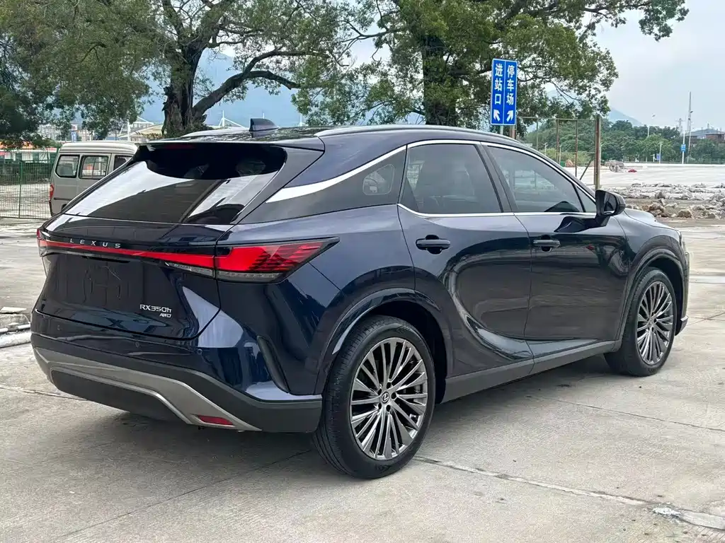 Lexus RX — миниатюра 7