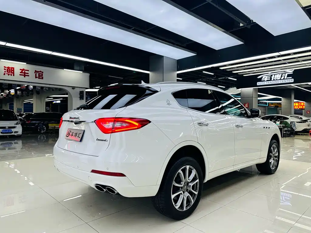 Maserati Levante — миниатюра 6