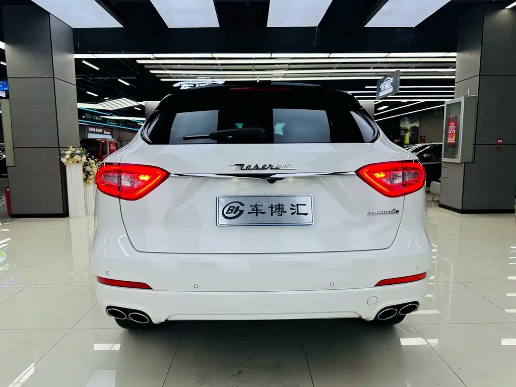 Maserati Levante — миниатюра 5