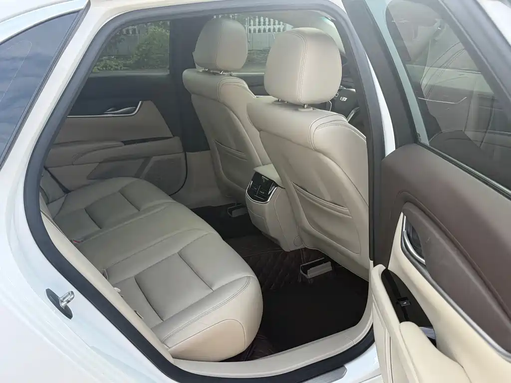 Cadillac XTS — миниатюра 16