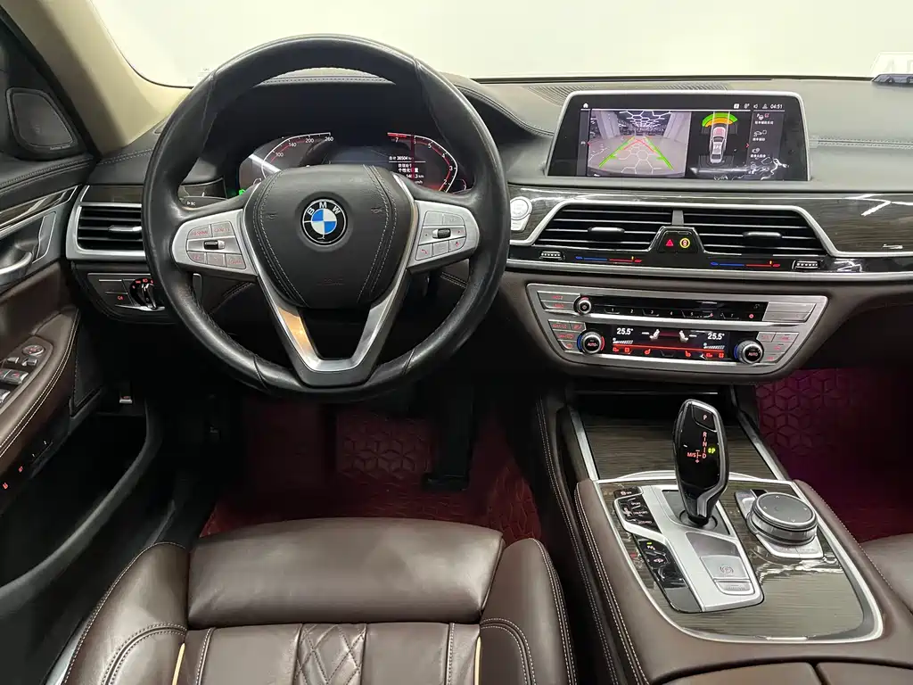 BMW 7 SERIES