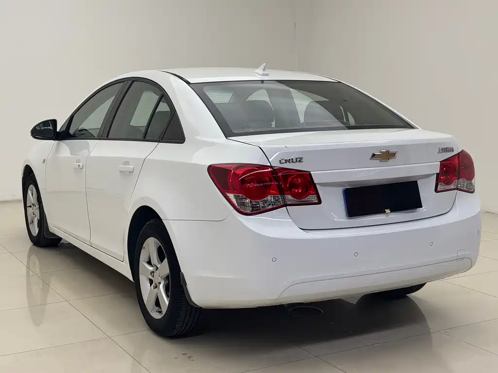 Chevrolet Cruze — миниатюра 5