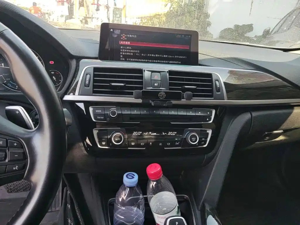 BMW 3 Series — миниатюра 13