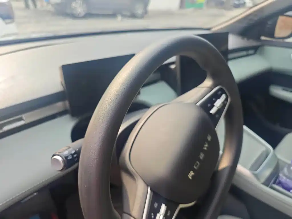 Roewe Young Wai D6 — миниатюра 7